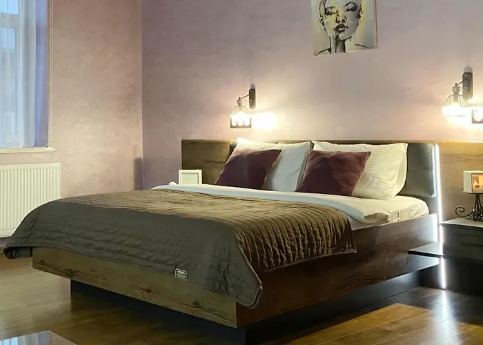 Apartament поруч ЖД та центру міста